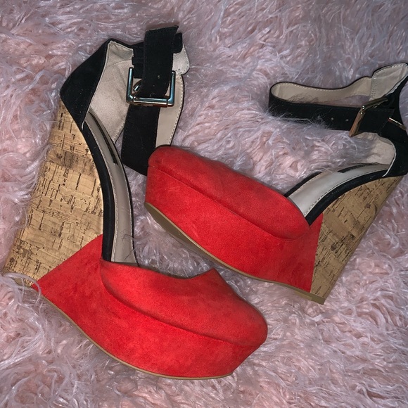 Heels - Picture 1 of 3